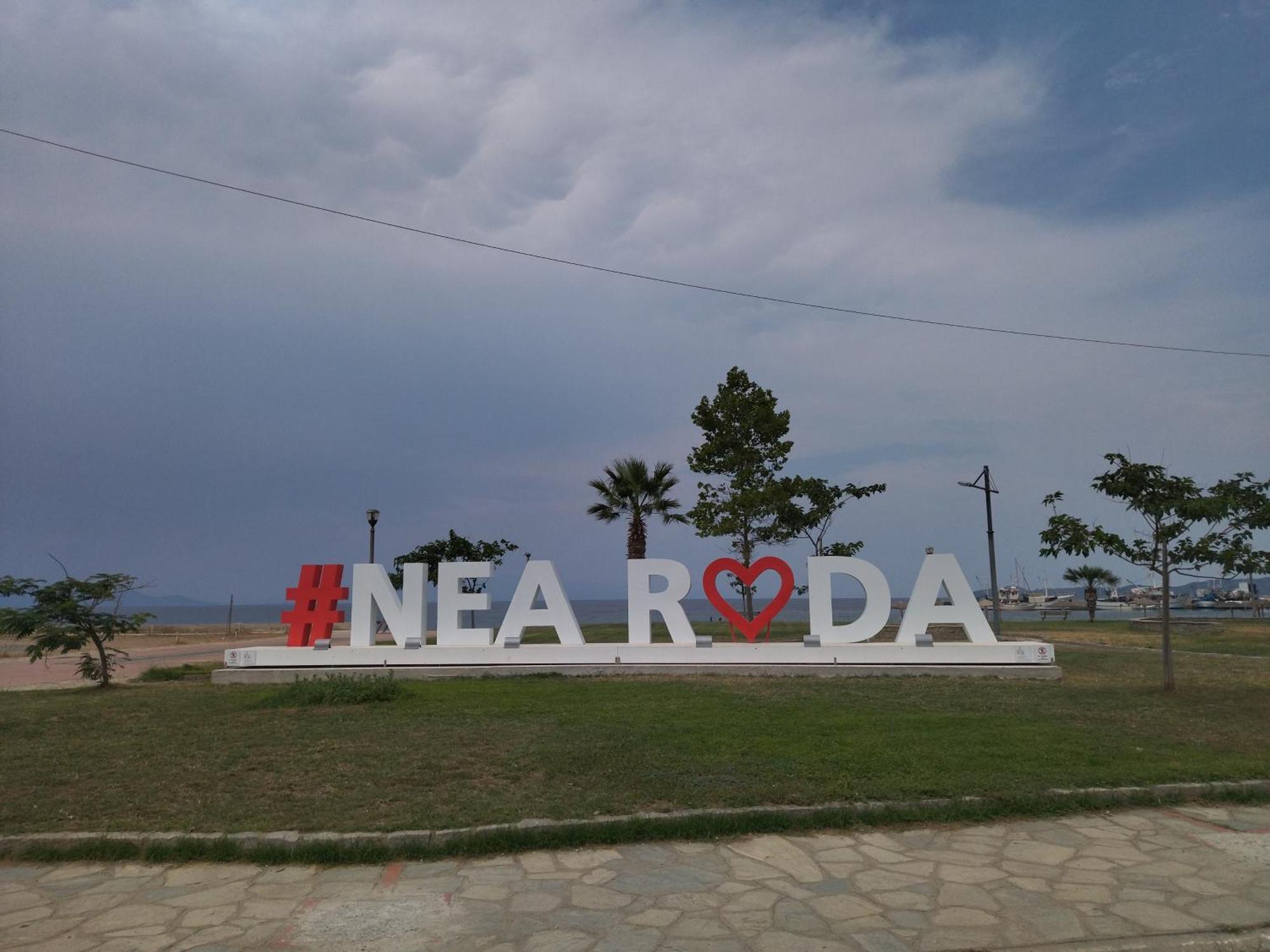 Willa Stonehouse & Casa Al Sole E Al Mare Nea Roda Zewnętrze zdjęcie