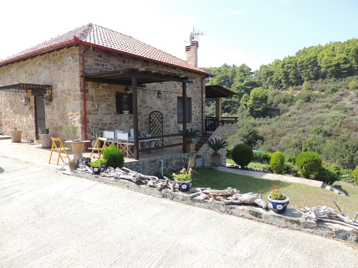 Willa Stonehouse & Casa Al Sole E Al Mare Nea Roda Zewnętrze zdjęcie