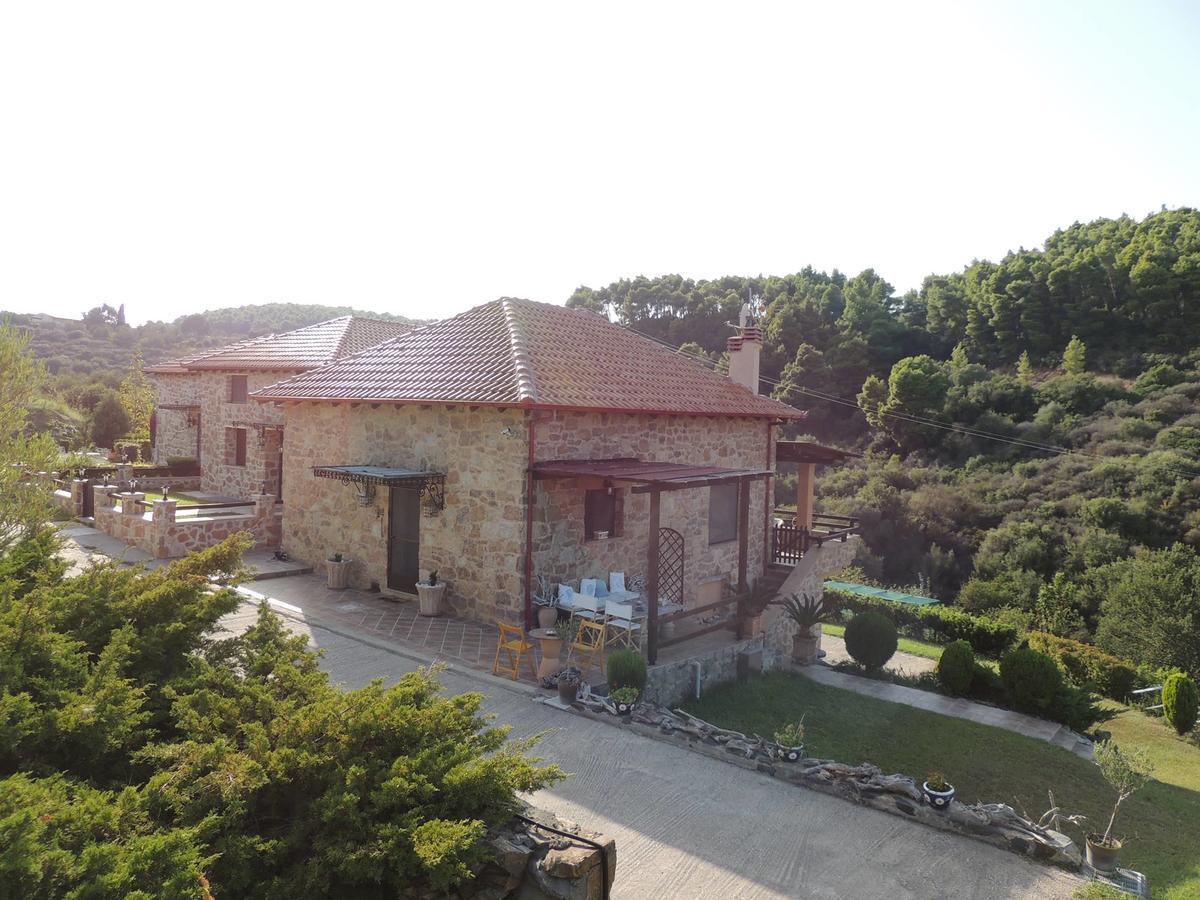 Willa Stonehouse & Casa Al Sole E Al Mare Nea Roda Zewnętrze zdjęcie